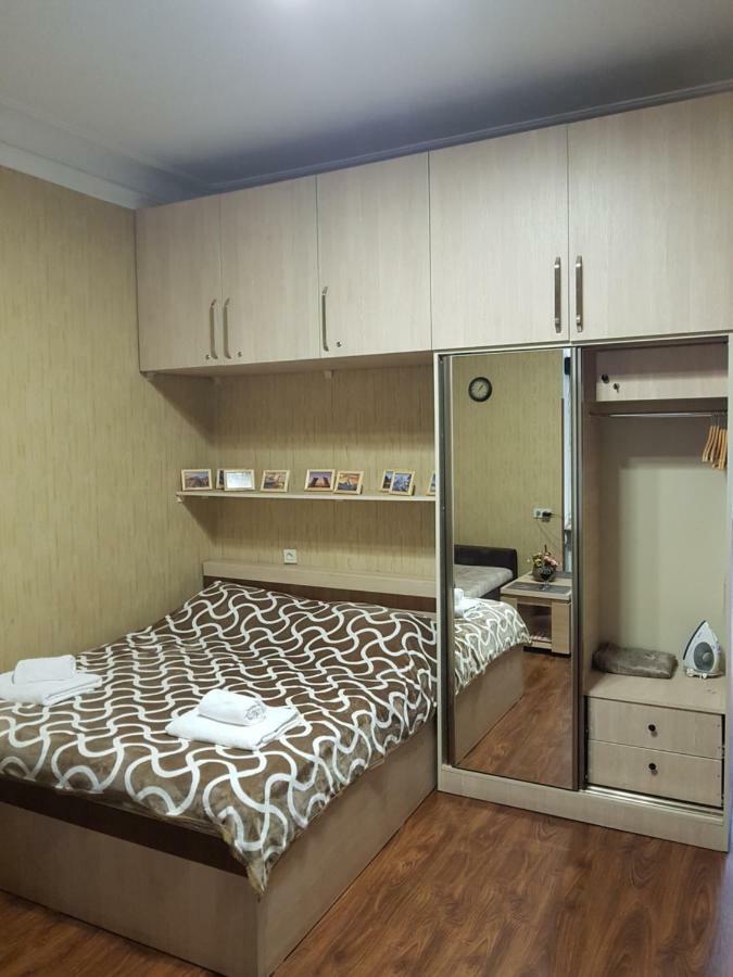 Apartment In Tbilisi ภายนอก รูปภาพ