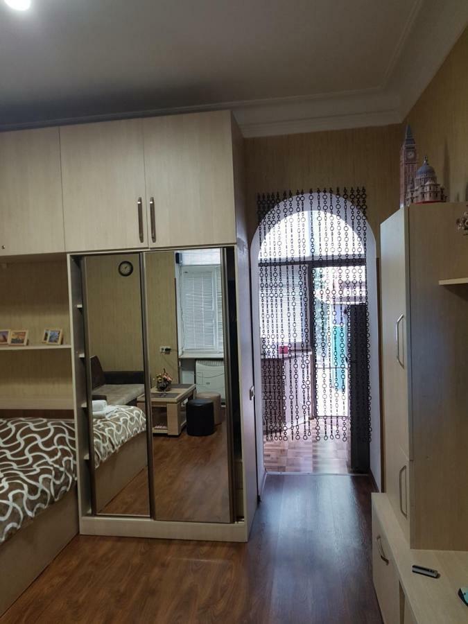 Apartment In Tbilisi ภายนอก รูปภาพ