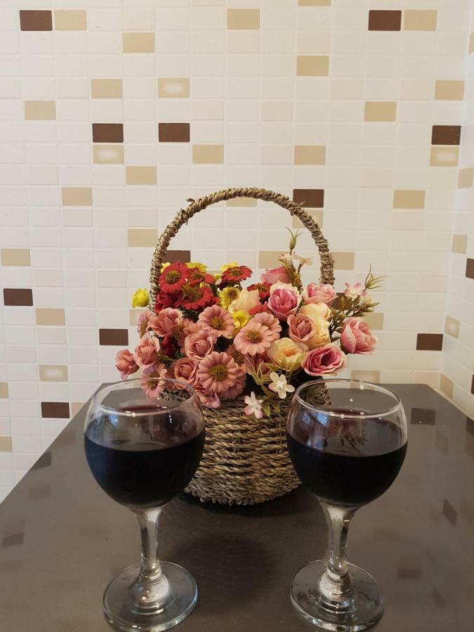 Apartment In Tbilisi ภายนอก รูปภาพ