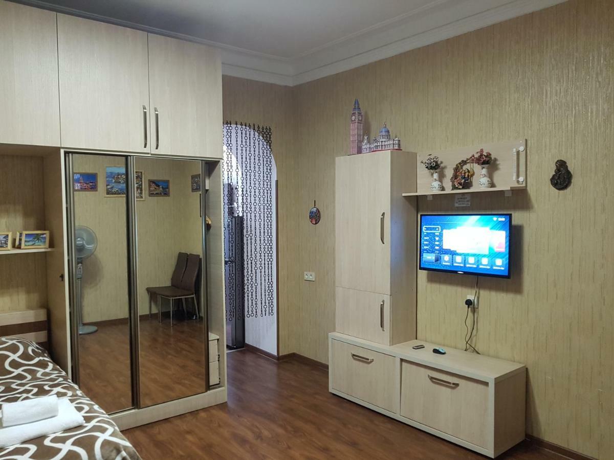 Apartment In Tbilisi ภายนอก รูปภาพ
