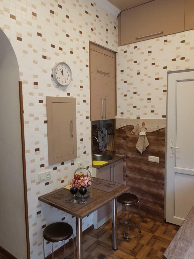 Apartment In Tbilisi ภายนอก รูปภาพ